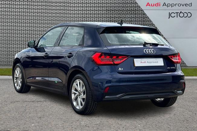 AUDI A1 Photo 3
