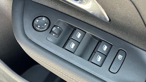 Vauxhall Mokka Photo autoimg-30f3b9da7963d51b375cb87218fc79269a6a9e50.jpg