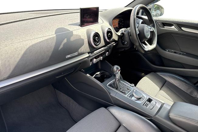 Audi A3 Photo 2
