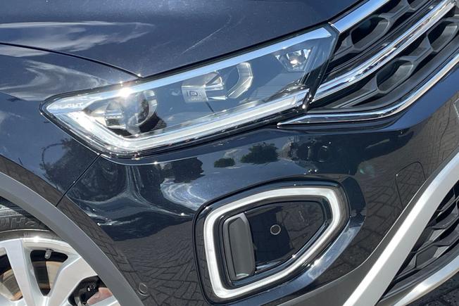 VOLKSWAGEN T-Roc Photo 19