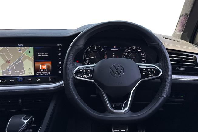 VOLKSWAGEN Touareg Photo 11