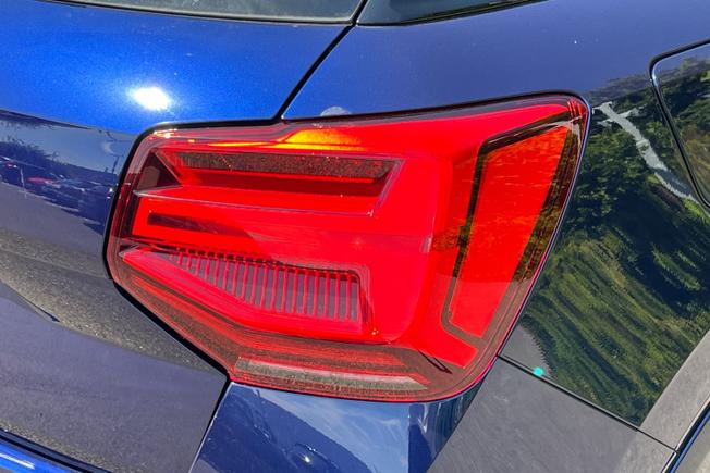 Audi Q2 Photo 18