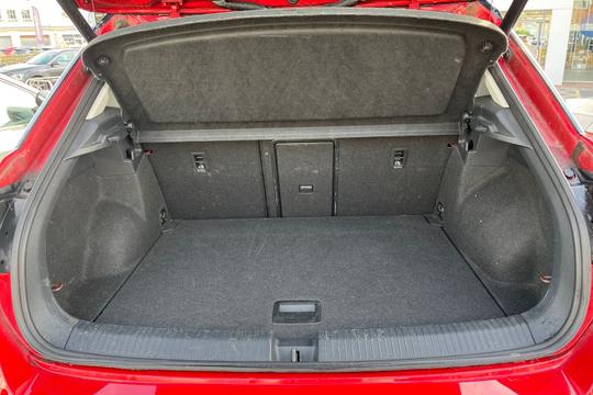 Volkswagen T-roc Photo autoimg-310172e6cbfe3ef0d5e67ca05439f1eed79cb2f7.jpg