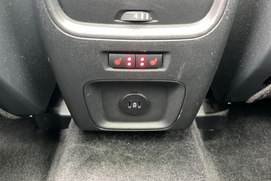 Ford Kuga Photo autoimg-3101900e7252c11d4b1ee37ef66105203acc9e9f.jpg