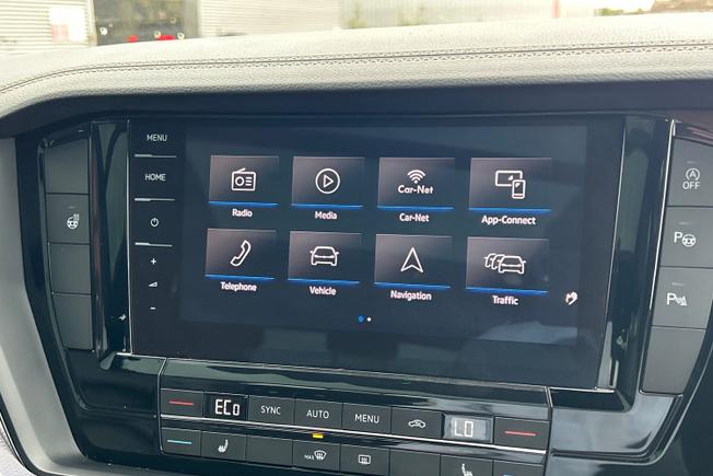 VOLKSWAGEN Touareg Photo 46