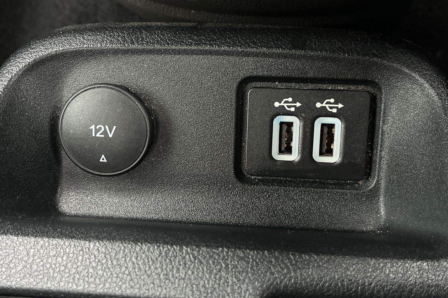 Ford GRAND TOURNEO CONNECT Photo 30