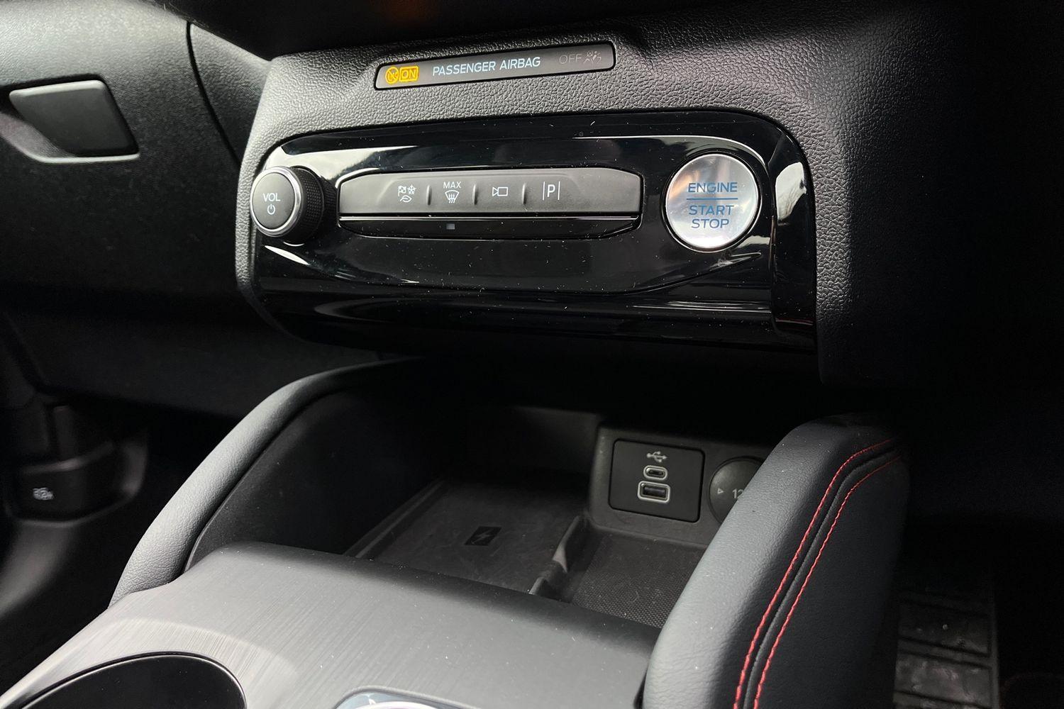 Ford Kuga Photo 33