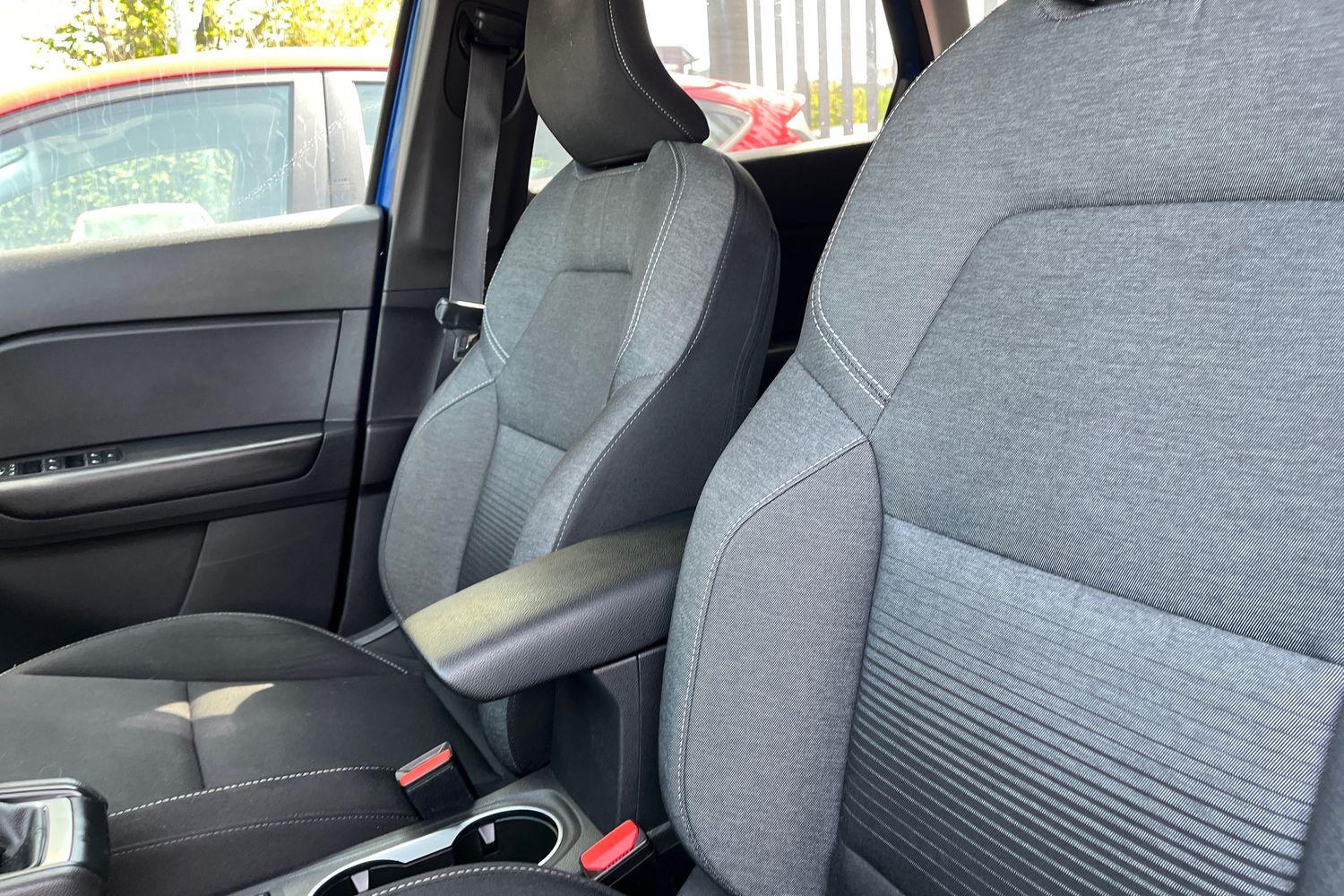 Renault CAPTUR Photo 18