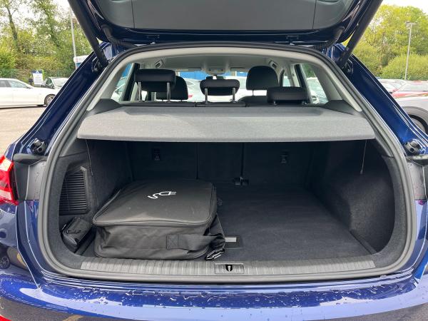 Audi Q3 Photo autoimg-310b5e27bf3a6b50b13772965260c7f923e40279.jpg