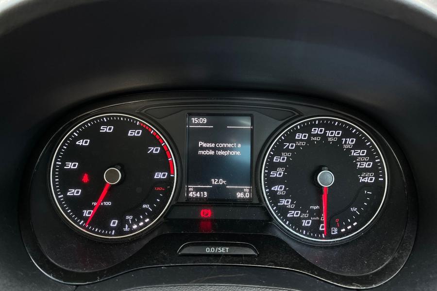 SEAT IBIZA Photo autoimg-310d95bedef81043a0a69bed7a00de070a80b667.jpg