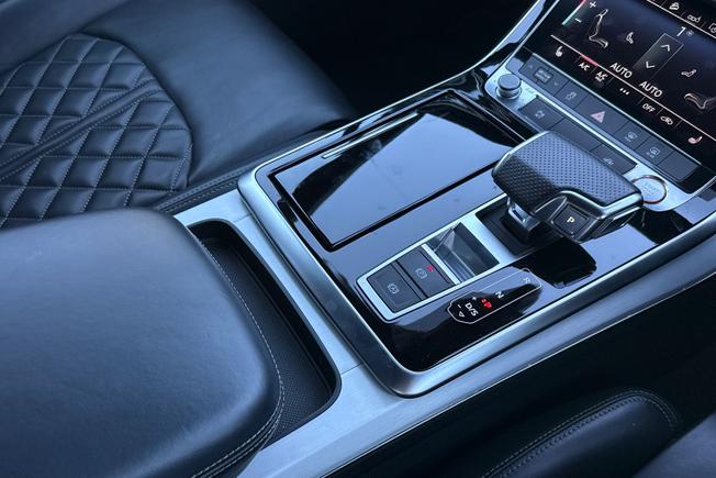 AUDI Sq7 Photo 33