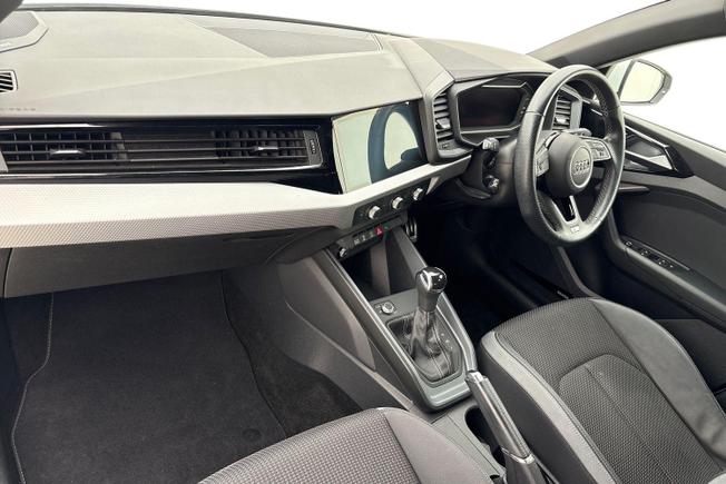 AUDI A1 Photo 2
