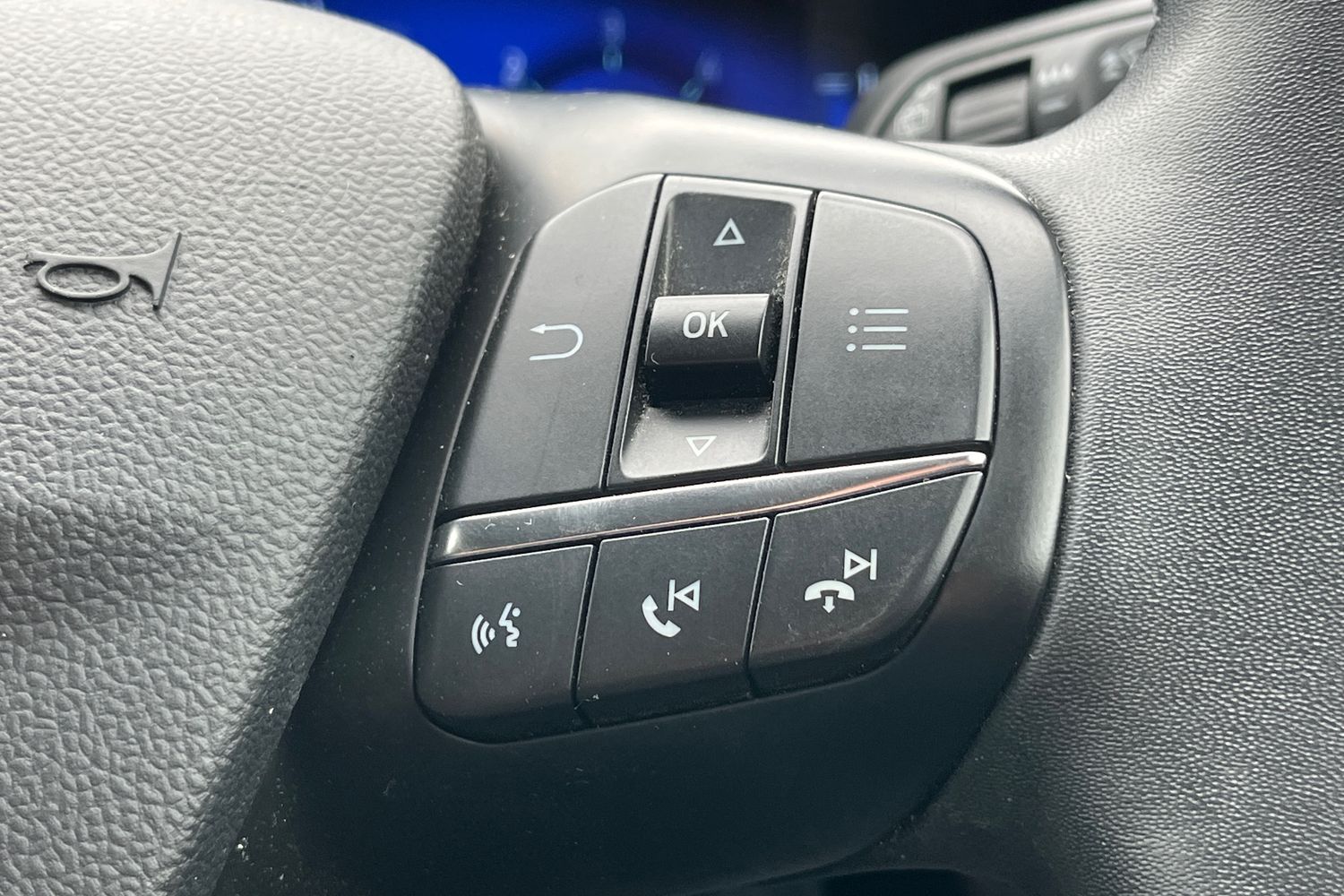 Ford Kuga Photo 32