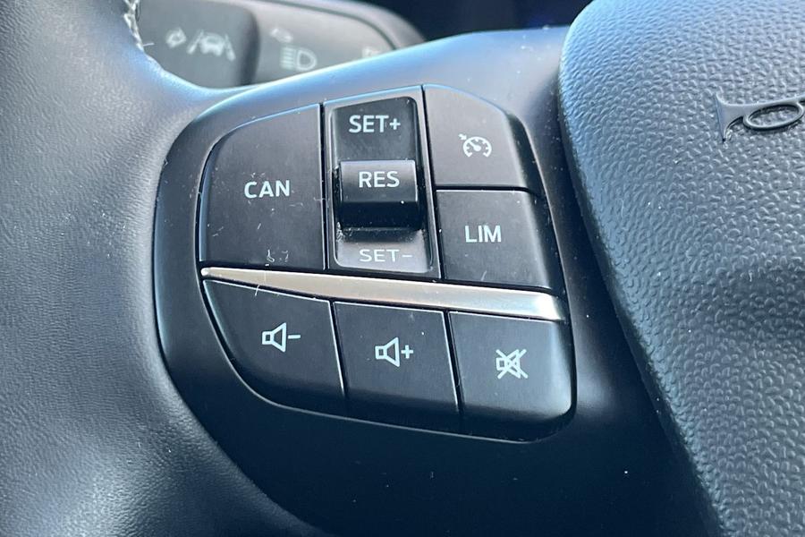 Ford Fiesta Photo autoimg-311e98f8520551848a62ae8da7adf53a769d5c8b.jpg