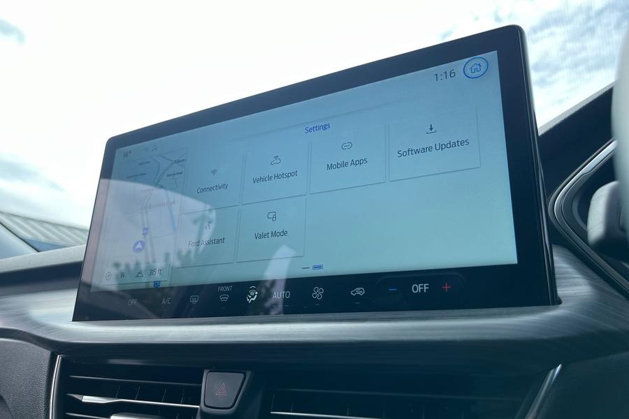 Ford Kuga Photo autoimg-31209d155ba9411e372b70ad894d397736d30bcc.jpg