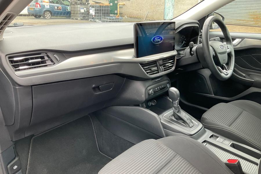 Ford Focus Photo autoimg-312251d4ac0a4afadf8a8f53f20589b7b9be8a34.jpg