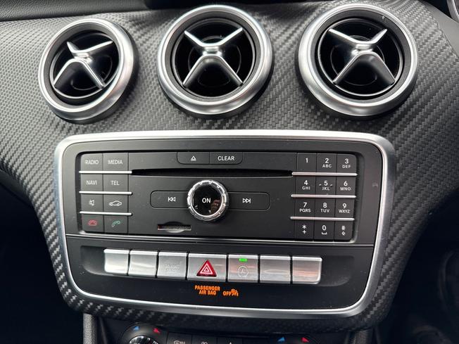 MERCEDES-BENZ A Class Photo 31