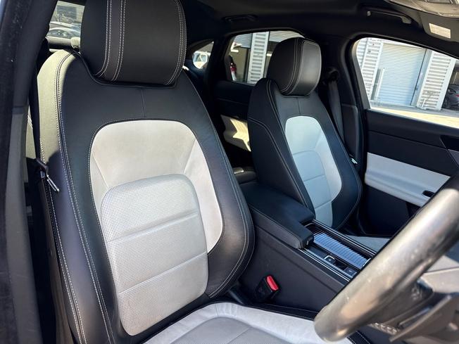 JAGUAR XF Photo 23
