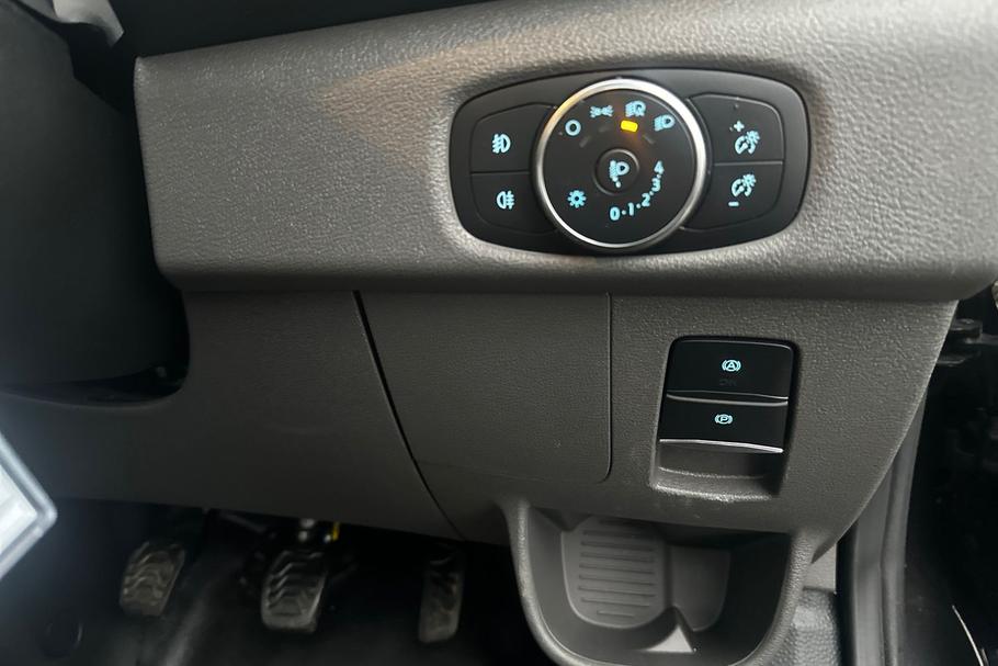 Used Ford TRANSIT 17