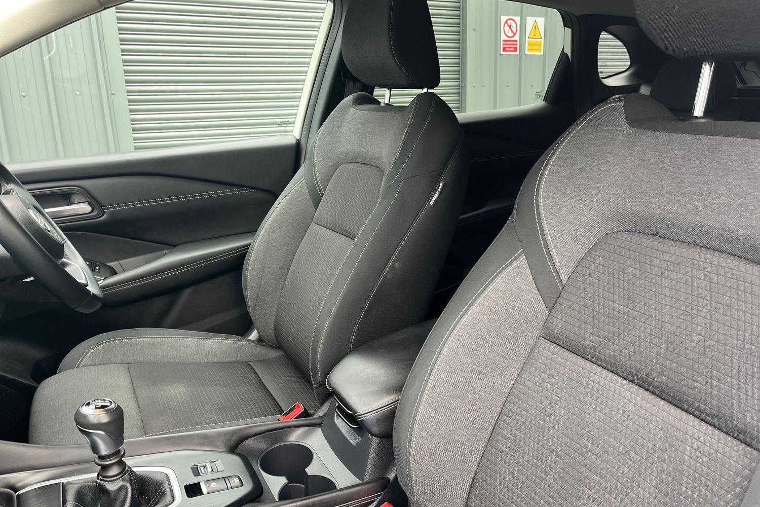 Nissan QASHQAI Photo 18
