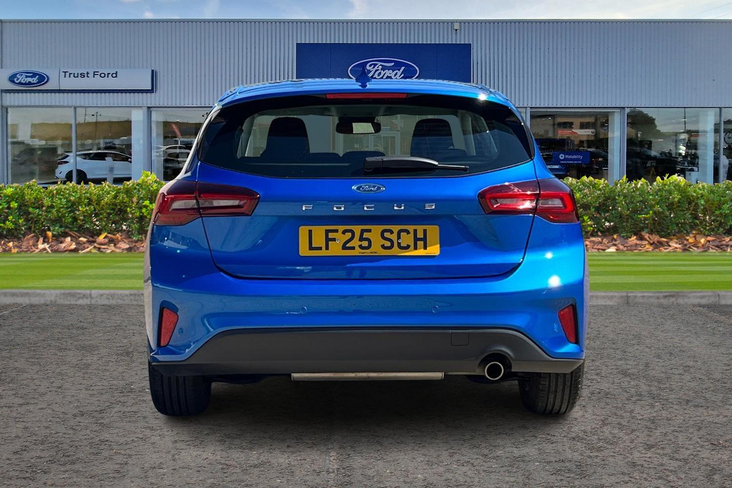 Ford Focus Photo 6
