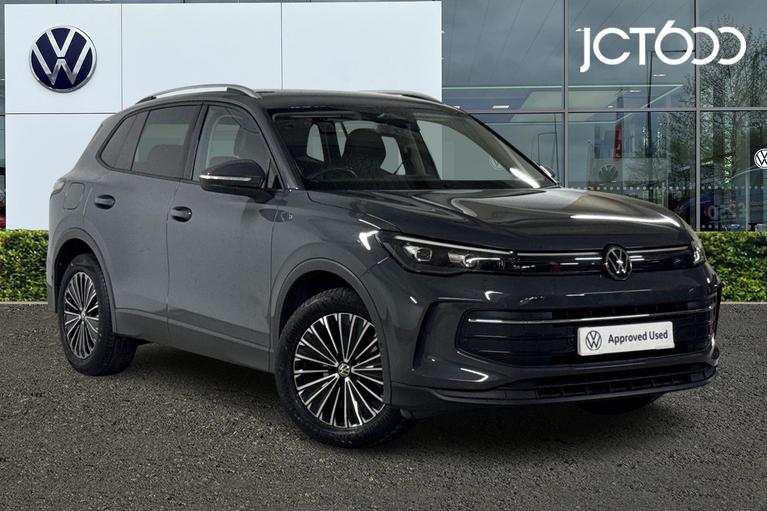 Used 2024 VOLKSWAGEN Tiguan Match 1.5 eTSI MHEV 150PS 7-Speed DSG 5 Door Dolphin Grey at JCT600