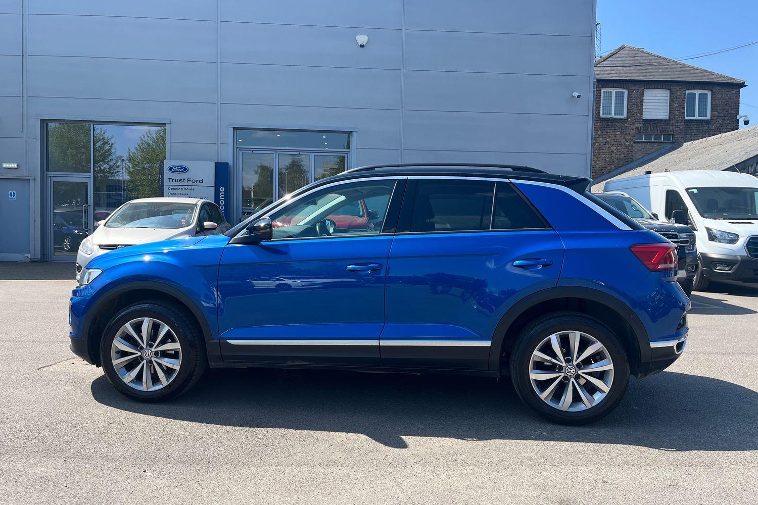 Volkswagen T-ROC Photo 31