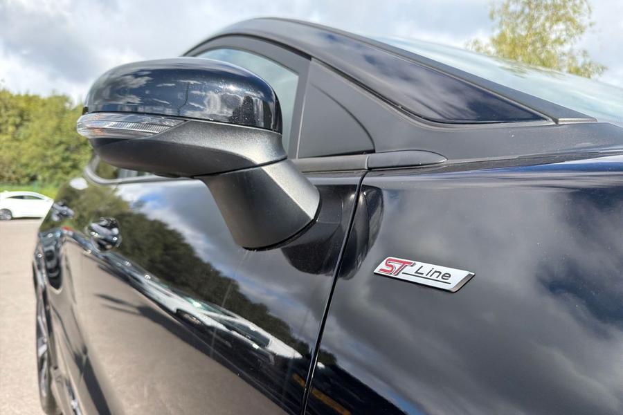 Ford PUMA Photo autoimg-31358c43247725fb516231c1496c3cc78b0b6f31.jpg