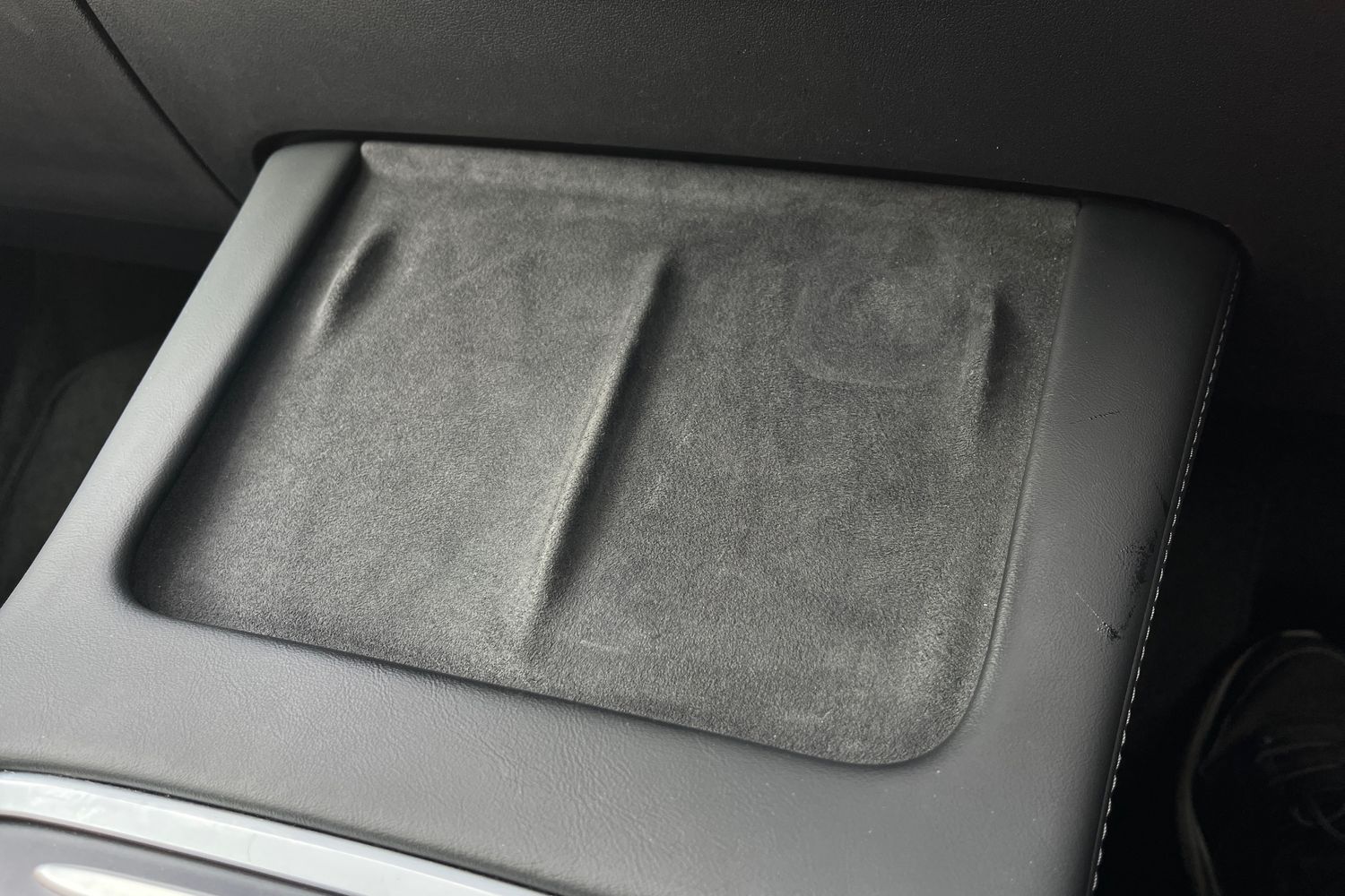 TESLA Model 3 Photo 34