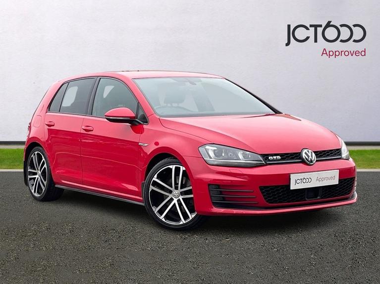 Used 2015 VOLKSWAGEN Golf 2.0 TDI BlueMotion Tech GTD Hatchback 5dr Diesel Manual Euro 6 (s/s) (184 ps) Red at JCT600