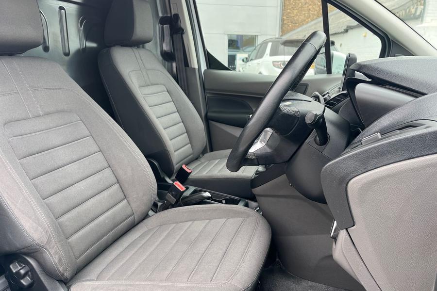 Ford TRANSIT CONNECT Photo autoimg-31410a422708d6e5ee8eb7148f40d07dd1f915e7.jpg