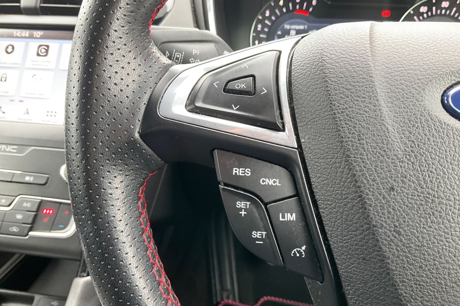 Ford MONDEO Photo 30