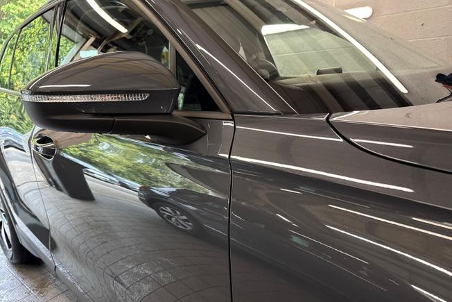 VOLKSWAGEN Tiguan Photo 20