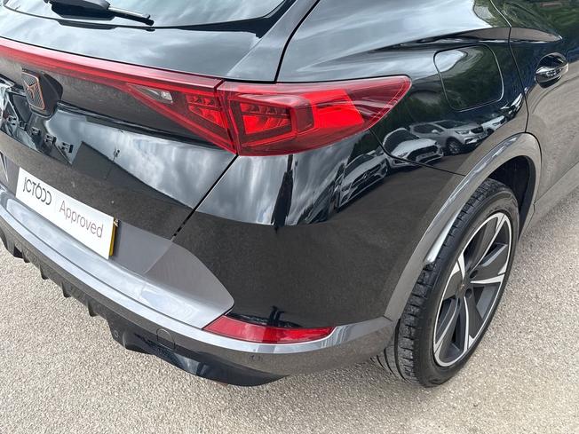 CUPRA Formentor Photo 18