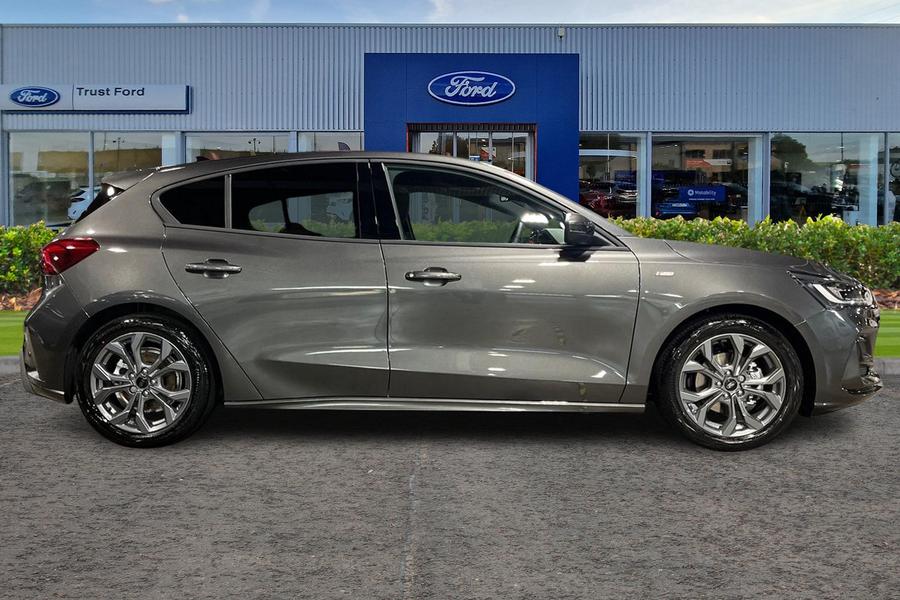 Ford FOCUS Photo autoimg-3149f85b9e9096a680a02a974d37c8e1282fce57.jpg