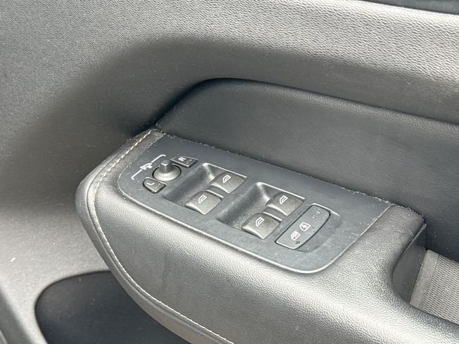 VOLVO XC60 Photo 46