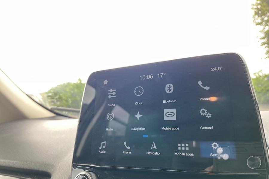 Ford ECOSPORT Photo autoimg-315000b056b447f5502a72d60b33da8ee16a98cd.jpg