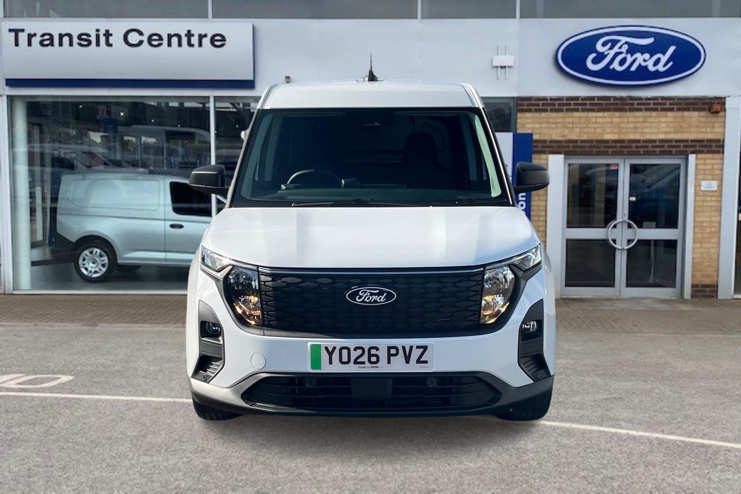 Ford TRANSIT E-COURIER Photo 11