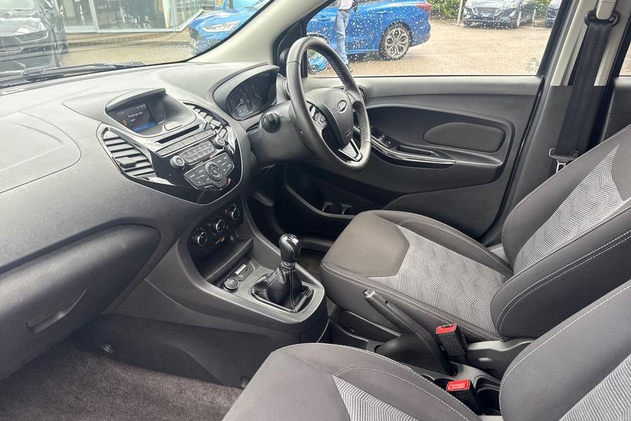 Ford KA+ Photo autoimg-31568f4cf986b4fc9ba9a64ea1a3cc04000ebcc9.jpg