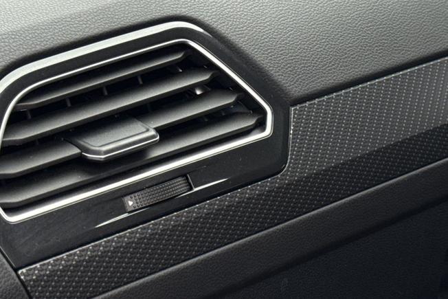 VOLKSWAGEN Tiguan Photo 46