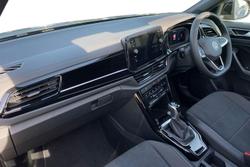 VOLKSWAGEN T-Roc Photo 2