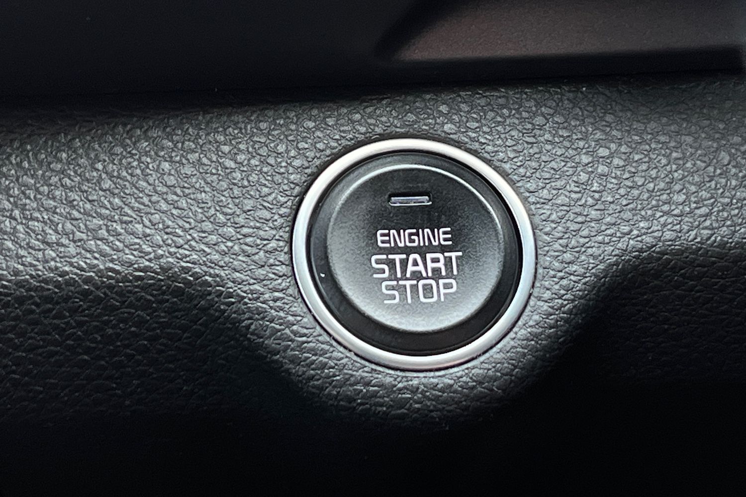 Kia STONIC Photo 31