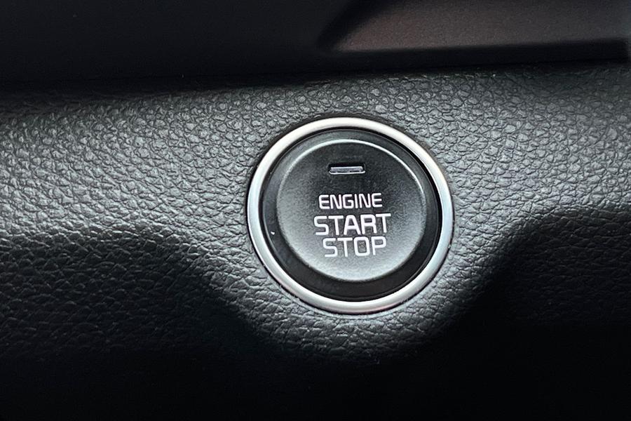 Kia STONIC Photo autoimg-3165a7b7b6389ca2dc36097599cb71f95ed9442a.jpg