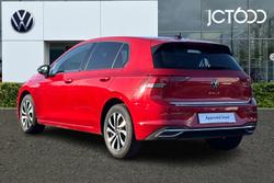 VOLKSWAGEN Golf Photo 3