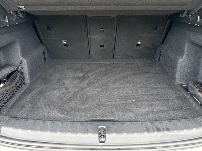 BMW X1 Photo 12