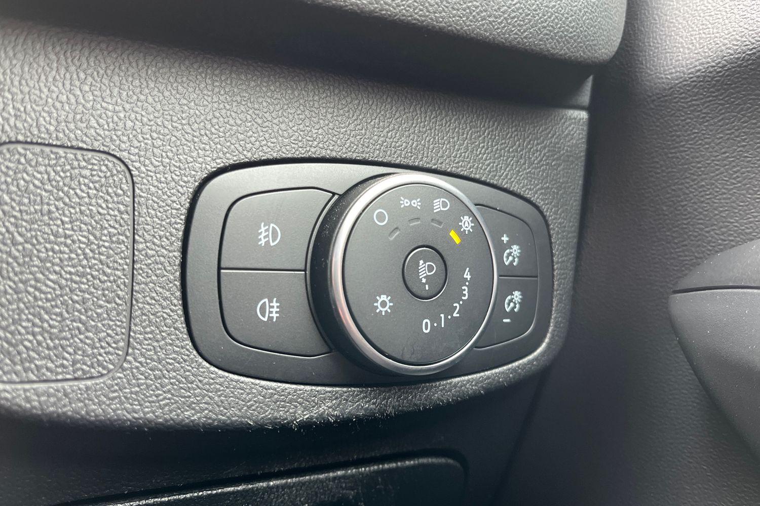 Ford FOCUS Photo 29