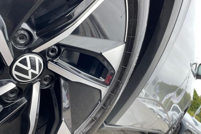 Volkswagen Id.5 Photo 22
