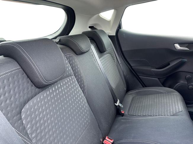FORD Fiesta Photo 9