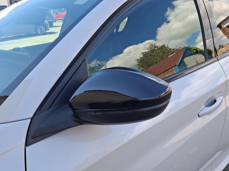 Used Peugeot 208 OW69AXF 26