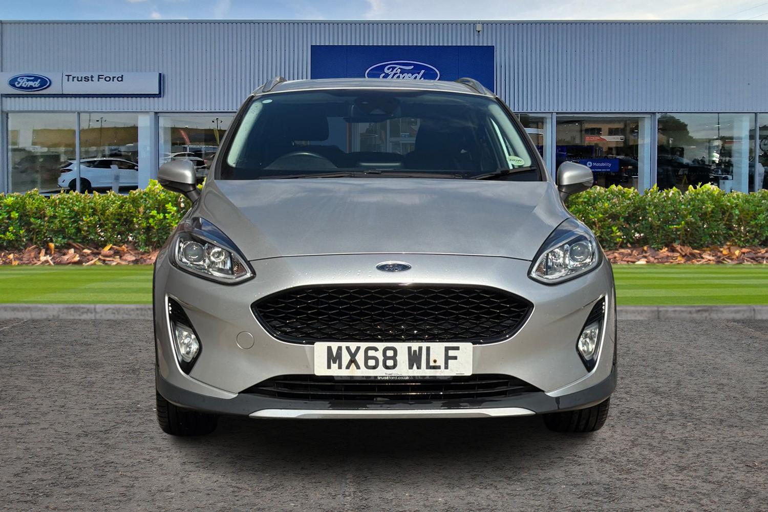 Ford FIESTA Photo 5